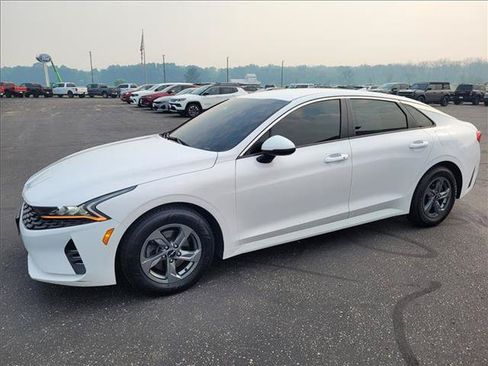 Used 2022 Kia K5 LXS FWD image 1