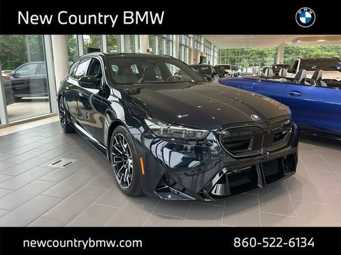 New 2026 BMW M5 Touring AWD/4WD image 1