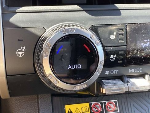 New 2026 Toyota Tacoma Limited AWD/4WD image 12