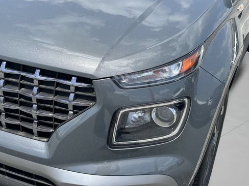 New 2026 Hyundai Venue SEL FWD image 16