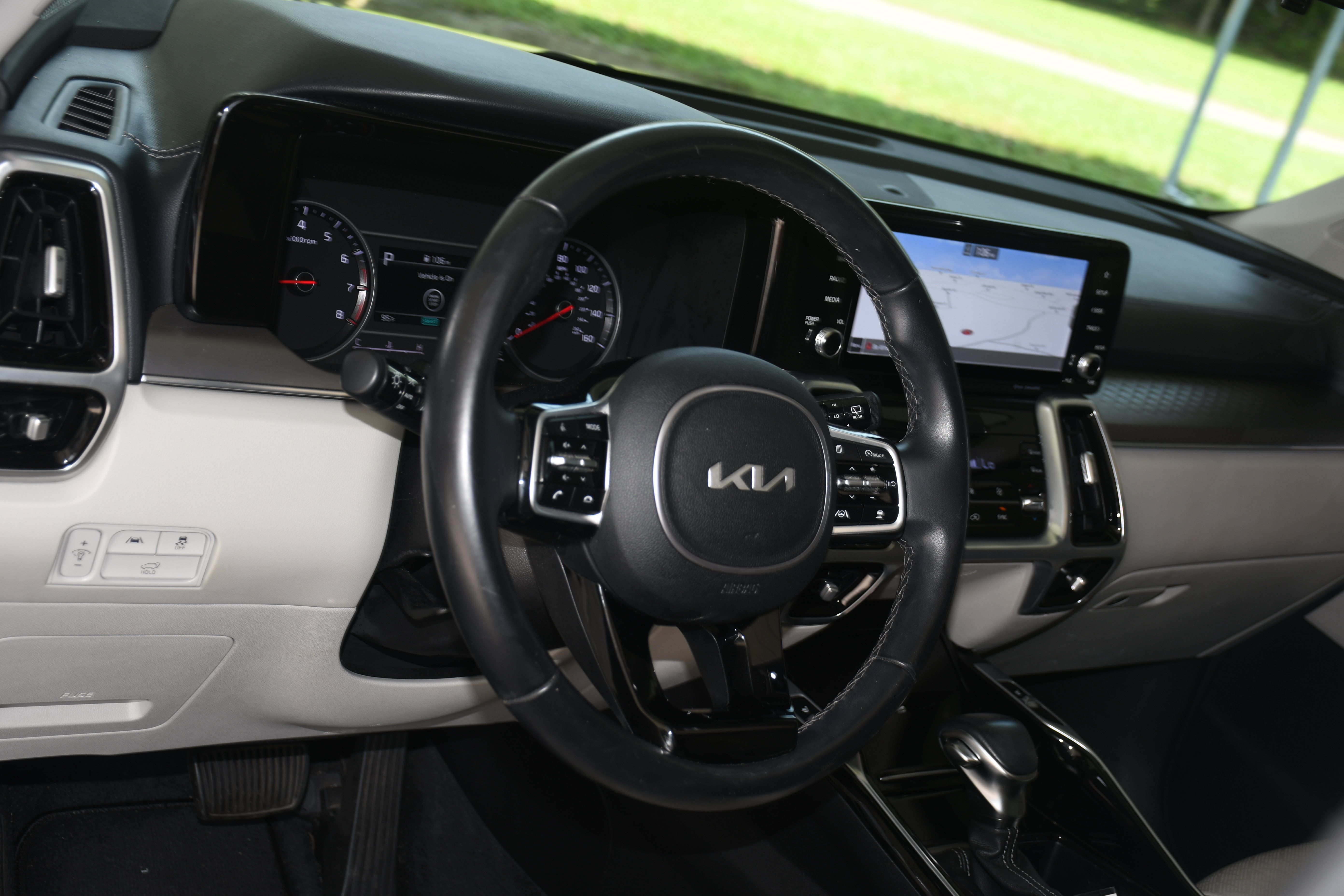 Used 2022 Kia Sorento SX AWD/4WD image 9