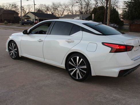 Used 2020 Nissan Altima 2.5 SR image 8
