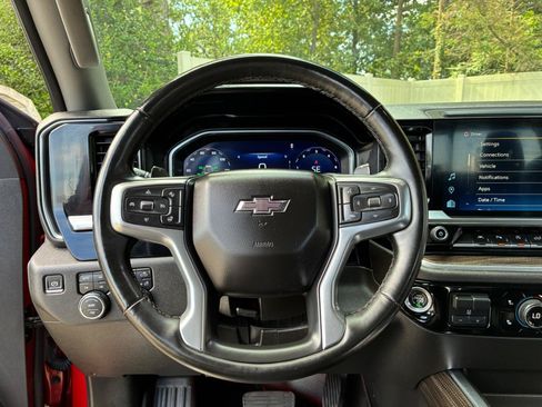 Used 2024 Chevrolet Silverado 1500 RST w/ Convenience Package II AWD/4WD image 17