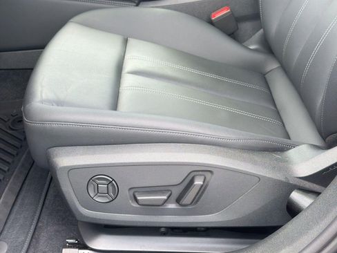 Used 2025 Audi A5 2.0T Premium w/ Convenience Package AWD/4WD image 14