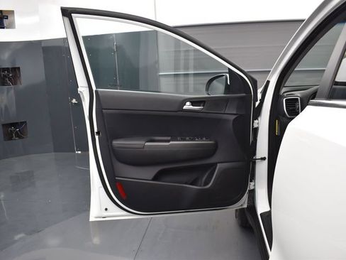 Used 2022 Kia Sportage LX FWD image 10