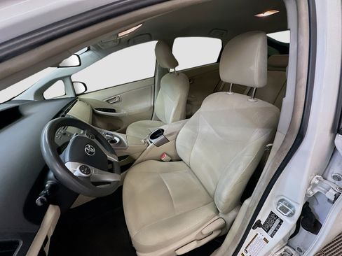 Used 2015 Toyota Prius Three FWD image 13