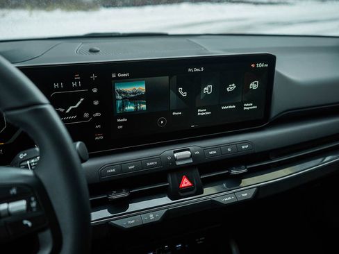 New 2025 Kia K4 EX image 21