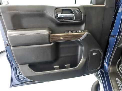 Certified 2021 Chevrolet Silverado 1500 LT Trail Boss w/ Convenience Package II image 24