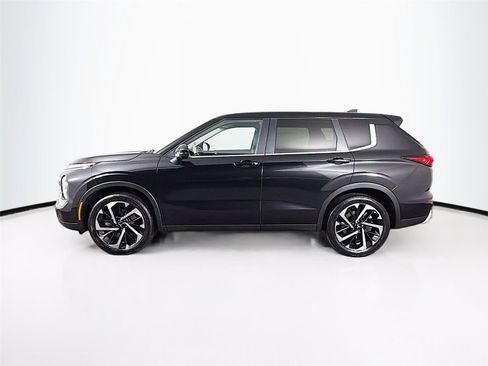 Used 2023 Mitsubishi Outlander SE AWD/4WD image 4