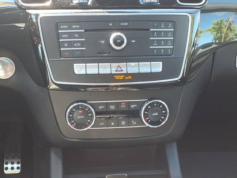 Used 2019 Mercedes-Benz GLE 43 AMG 4MATIC image 16