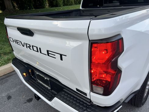 Used 2025 Chevrolet Colorado LT w/ Advanced Trailering Package RWD image 59