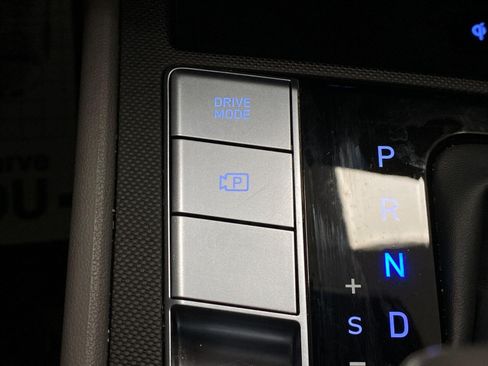 Certified 2025 Hyundai Elantra SEL FWD image 26