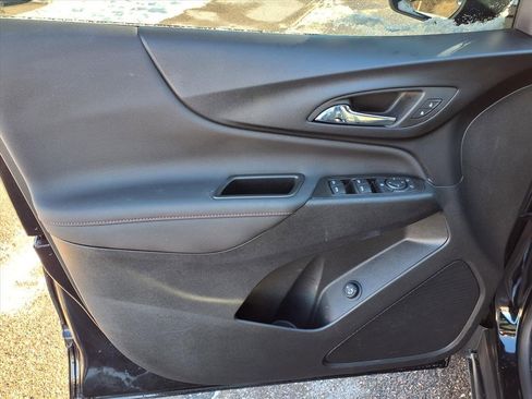 Used 2024 Chevrolet Equinox RS image 19