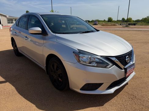 Used 2016 Nissan Sentra S FWD image 4