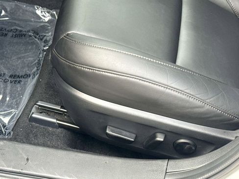 Certified 2025 MAZDA MAZDA3 s image 24