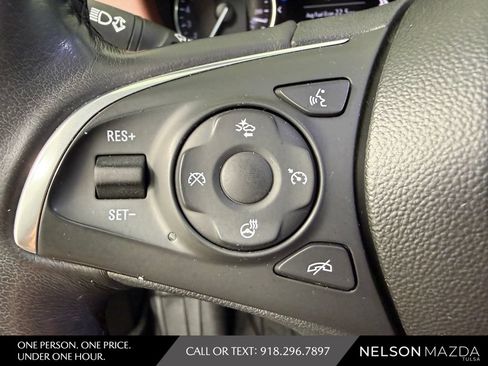 Used 2020 Buick Enclave Avenir w/ Avenir Technology Package FWD image 27
