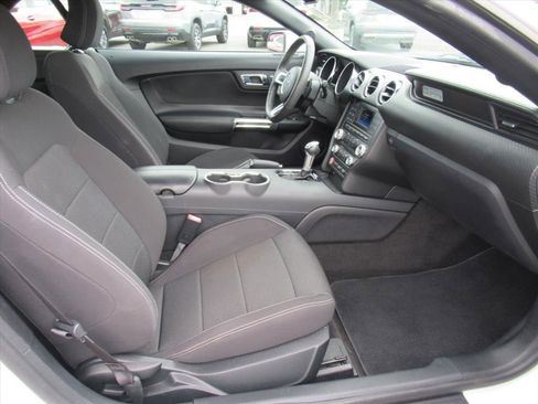 Used 2015 Ford Mustang Convertible w/ Equipment Group 051A image 10