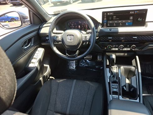 Used 2024 Honda Accord Sport image 10