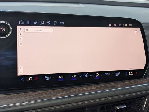 Used 2025 Chevrolet Suburban Z71 image 22