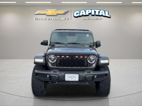 Used 2024 Jeep Wrangler Unlimited Sport AWD/4WD image 8