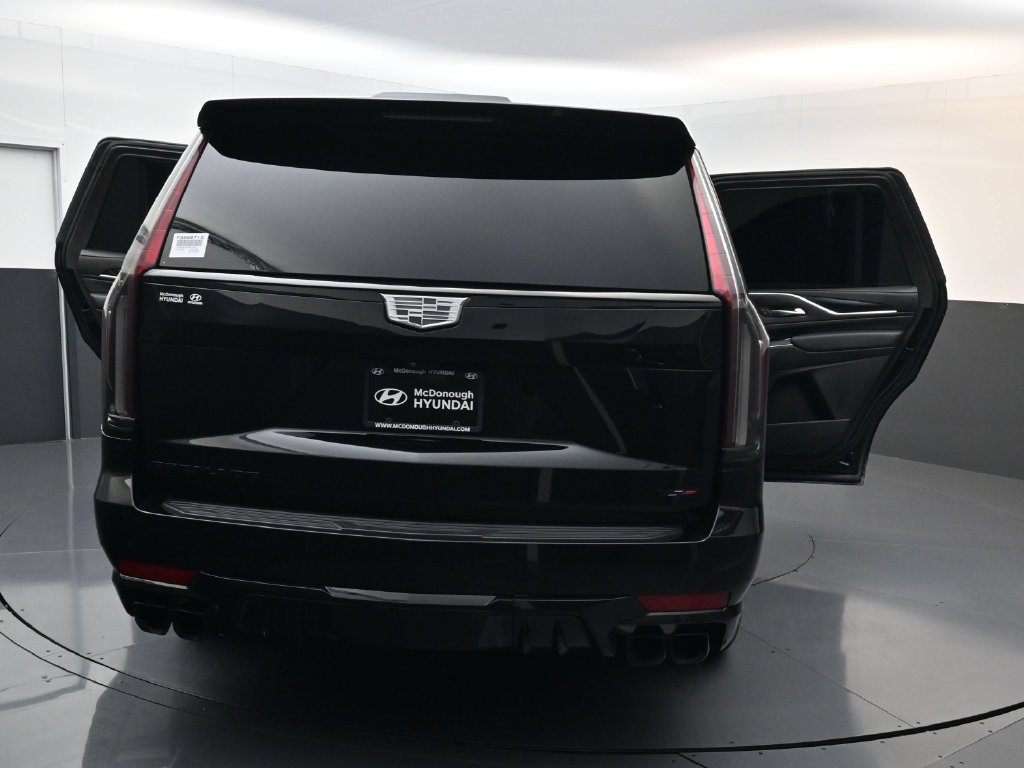 Used 2023 Cadillac Escalade V w/ LPO, ONYX Package AWD/4WD image 36