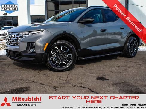 Used 2023 Hyundai Santa Cruz SEL Premium image 1