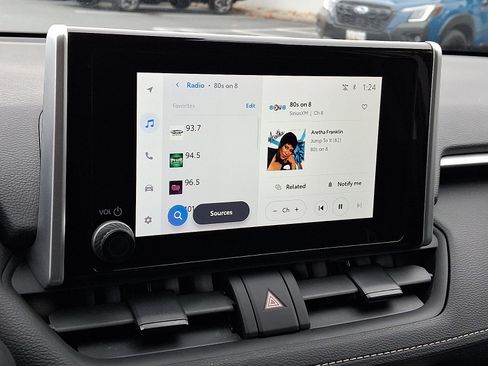 Used 2024 Toyota RAV4 XLE image 28