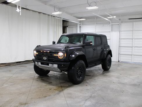 New 2025 Ford Bronco Raptor image 3