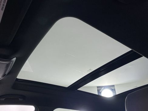 Used 2025 Cadillac XT6 Premium Luxury image 20