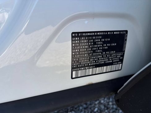 Used 2026 Volkswagen Tiguan SE AWD/4WD image 31