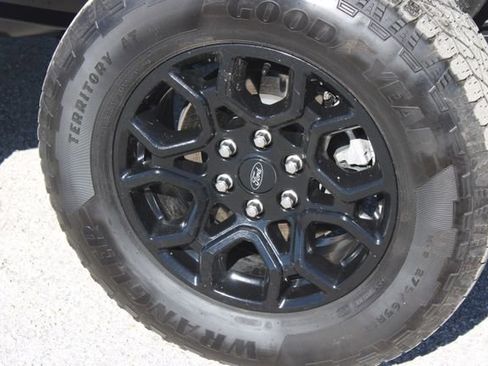 Used 2024 Ford F150 XLT w/ XLT Black Appearance Package image 16