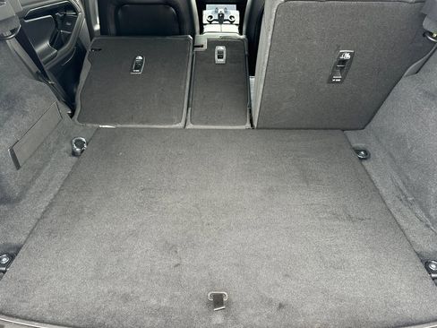 Used 2020 Land Rover Range Rover Evoque SE image 15