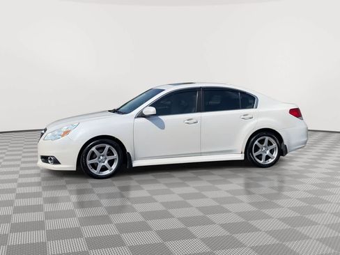 Used 2013 Subaru Legacy 2.5i Limited AWD/4WD image 5