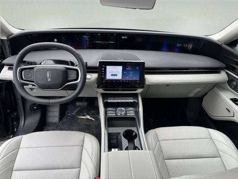 New 2026 Lincoln Nautilus Premier w/ Equipment Group 102A AWD/4WD image 11