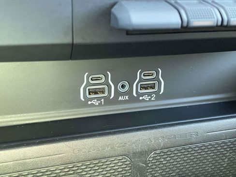 Certified 2025 RAM 1500 Big Horn AWD/4WD image 10