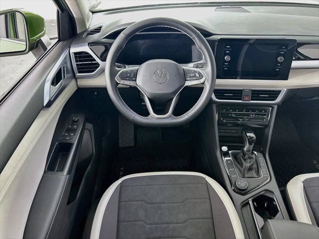 New 2027 Volkswagen Taos SE AWD/4WD image 22