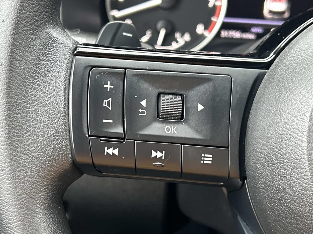 Certified 2023 Nissan Rogue SV AWD/4WD image 20