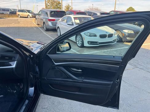 Used 2013 BMW 550i xDrive Sedan image 28