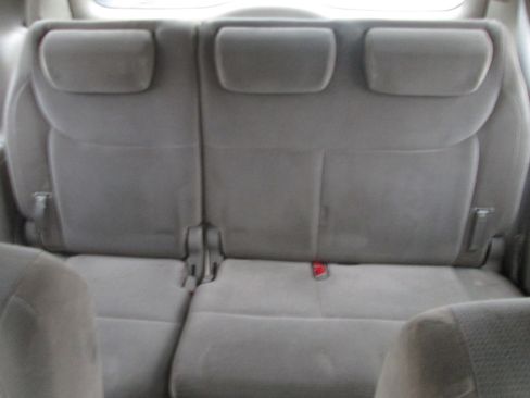 Used 2004 Toyota Sienna LE image 11