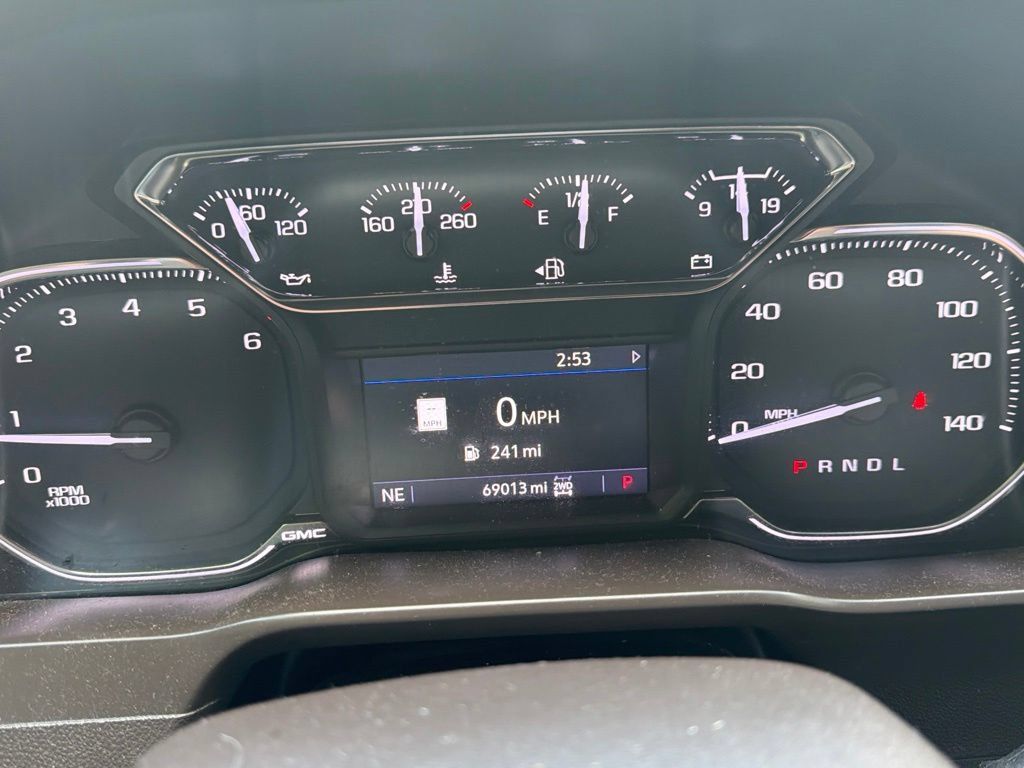 Used 2022 GMC Sierra 1500 SLT w/ SLT Premium Plus Package AWD/4WD image 8
