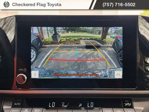 Certified 2025 Toyota Camry SE image 16