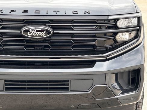 New 2026 Ford Expedition Max Platinum w/ Stealth Appearance Package AWD/4WD image 42