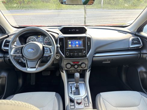 Used 2023 Subaru Forester Premium image 12