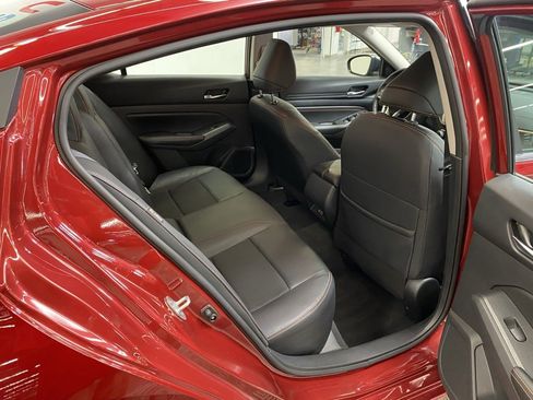 Used 2022 Nissan Altima 2.5 SR image 11