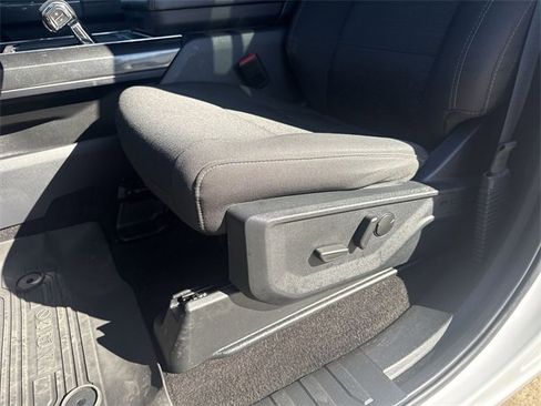 Used 2022 Ford F150 XLT w/ Equipment Group 302A High image 12