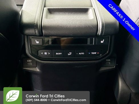 Used 2024 Toyota Grand Highlander AWD image 30