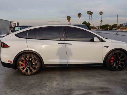Used 2023 Tesla Model X Plaid image 13