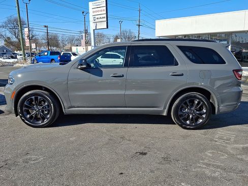 Used 2024 Dodge Durango GT image 2