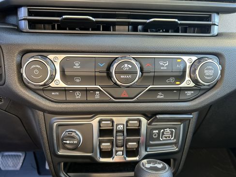 New 2026 Jeep Wrangler Unlimited Sport AWD/4WD image 36
