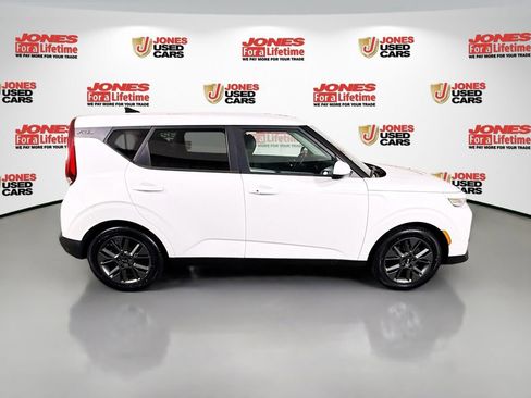 Used 2020 Kia Soul EX FWD image 17